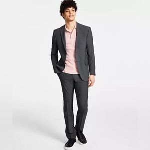 DKNY Duran Mens Charcoal Two Piece Business Suit - 36S / 32W x 30L - NWT